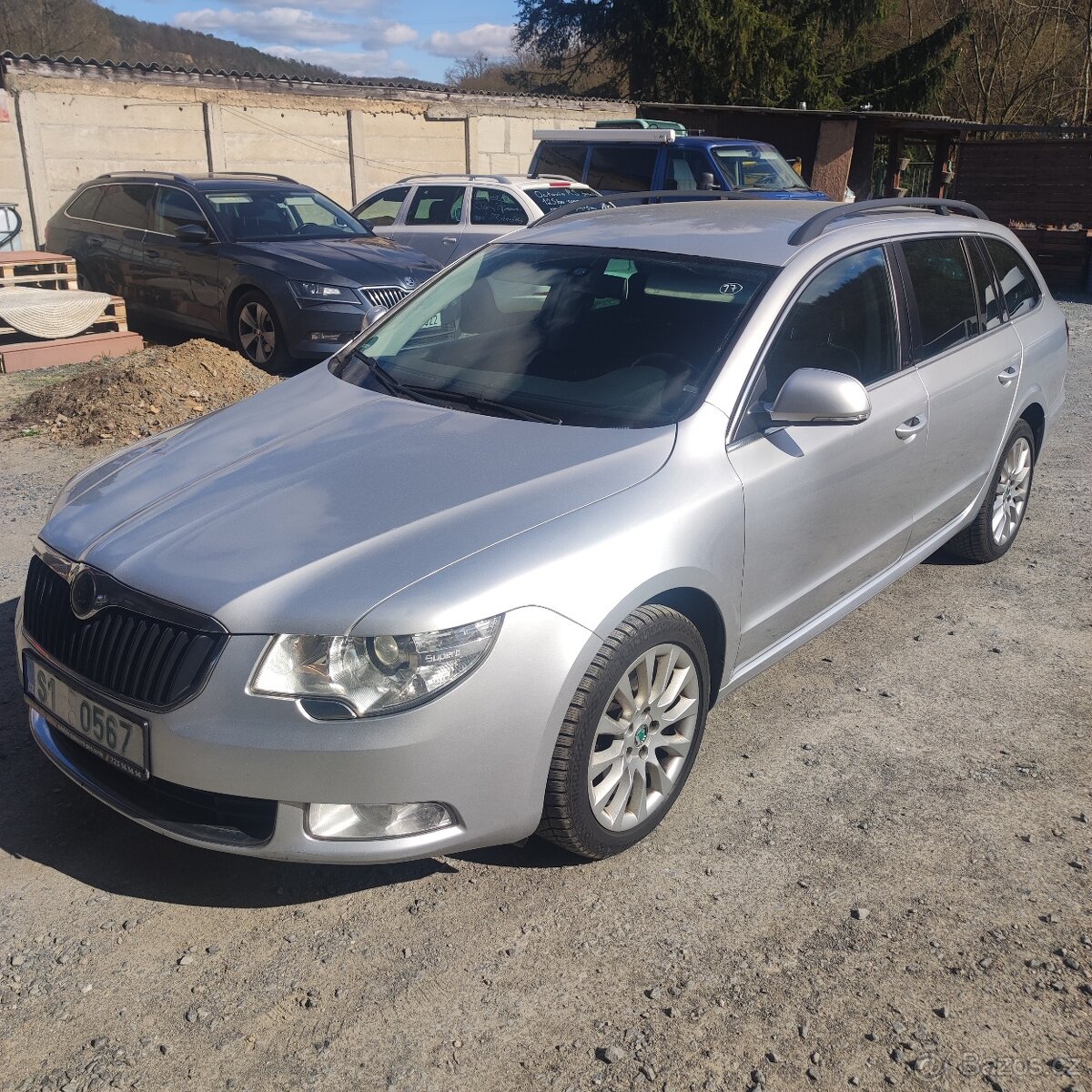 Škoda Superb 2,r.v 3/2013,103kw-commonrail,DSG