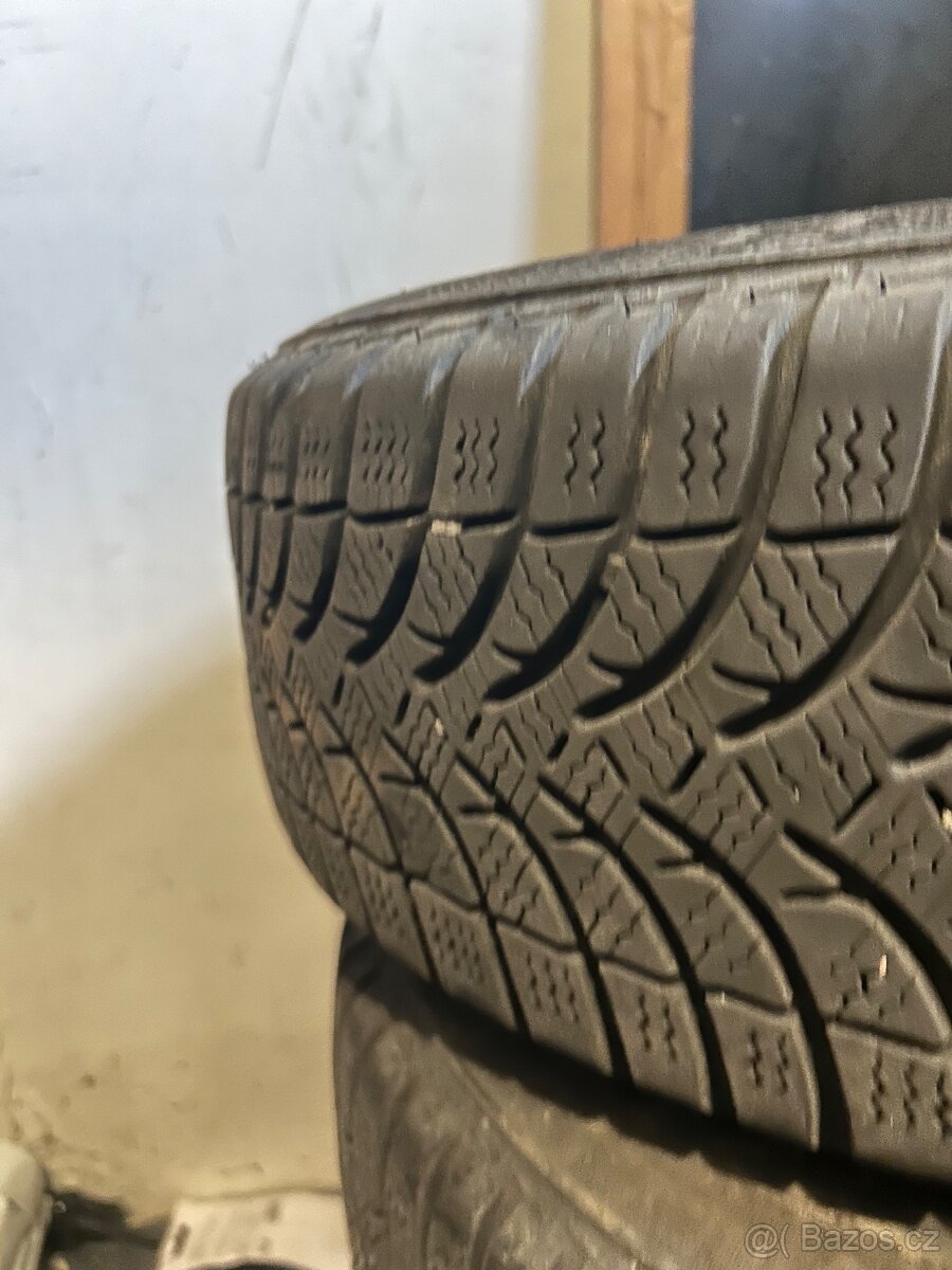 Zimní Pneumatiky 180/60 R14