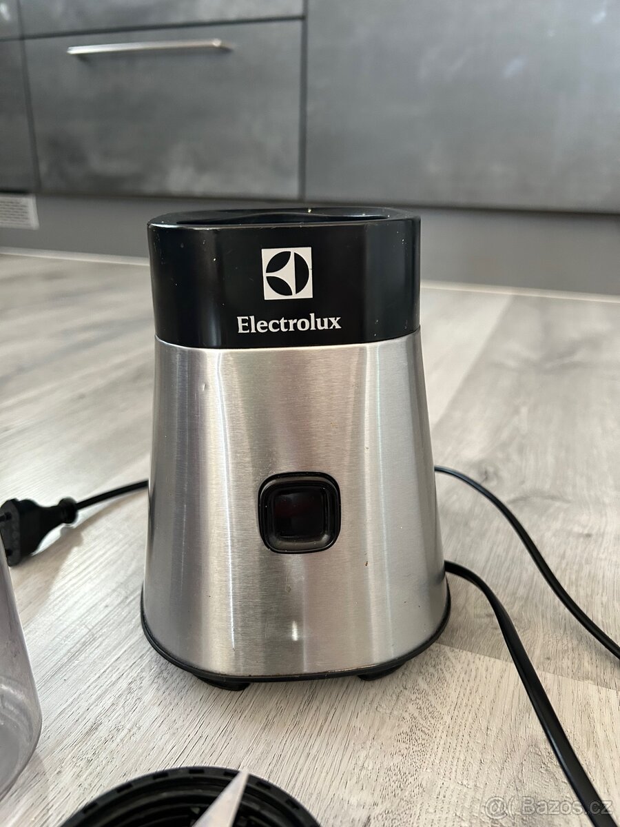 Smoothie mixér