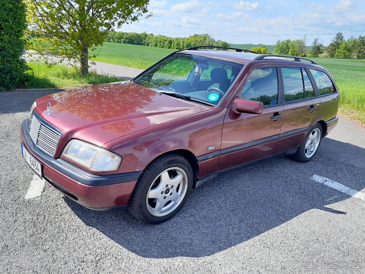 Klasika Mercedes-Benz C 220D w202