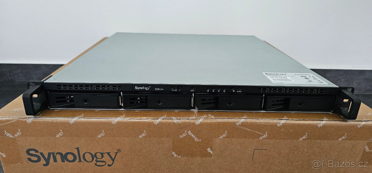 Synology NAS RS815+