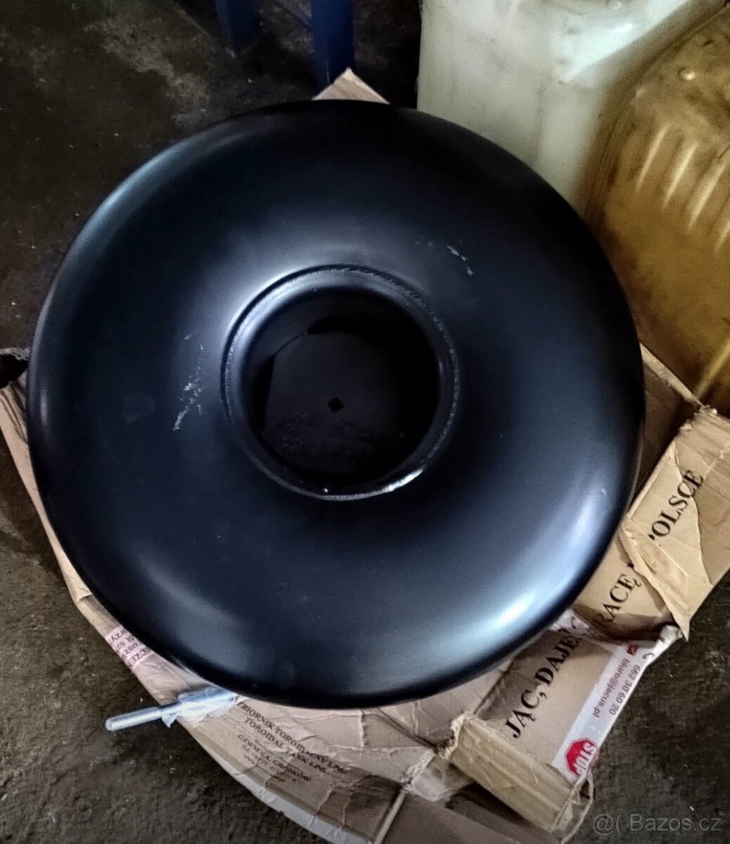 Kovová nádrž na vodu 55 L na podvozek  LR Discovery 3 a 4