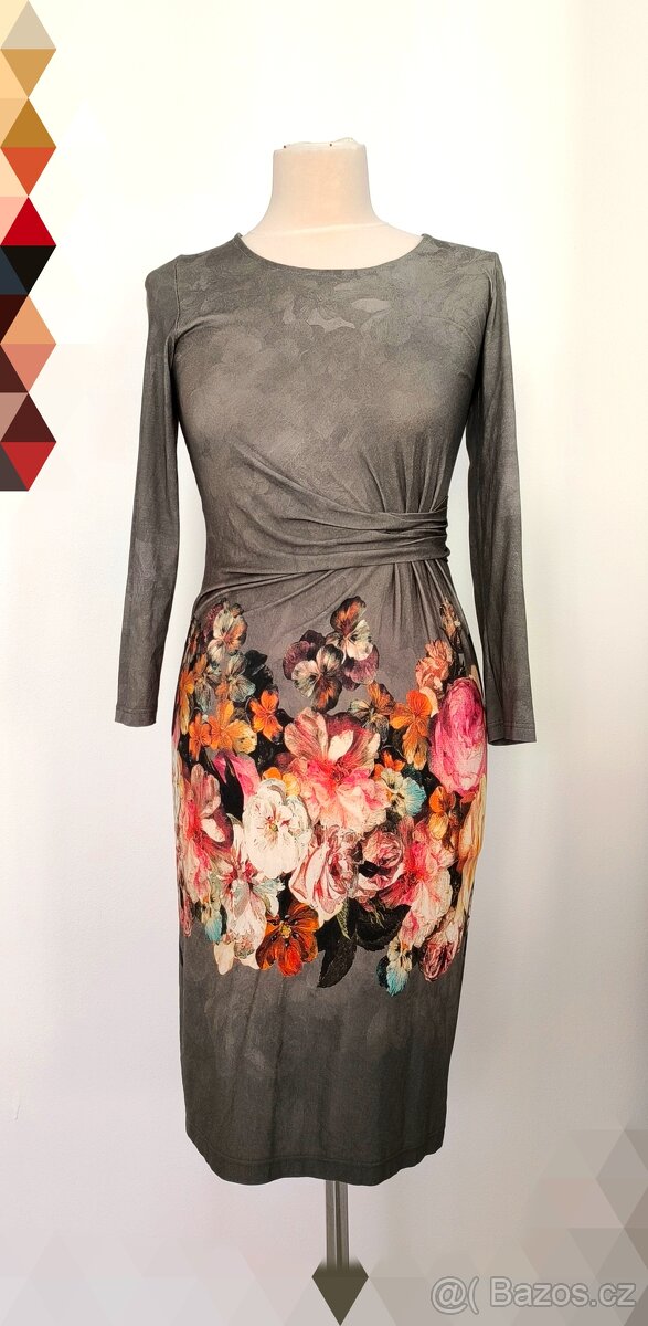 Zeštíhlující šaty