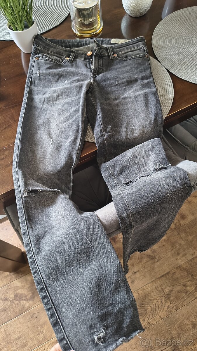 Dámské džíny Diesel, vel 25
