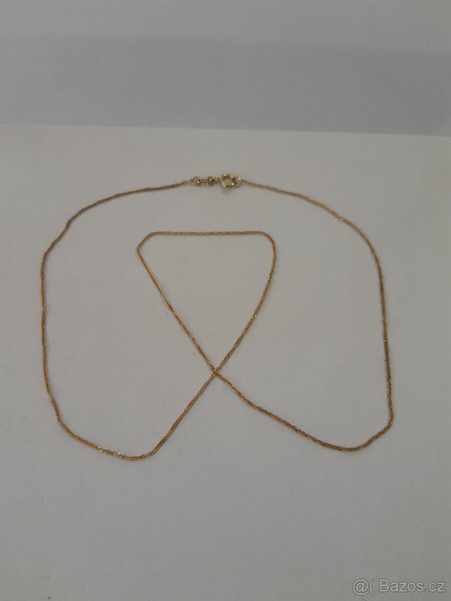 Zlatý řetízek točený