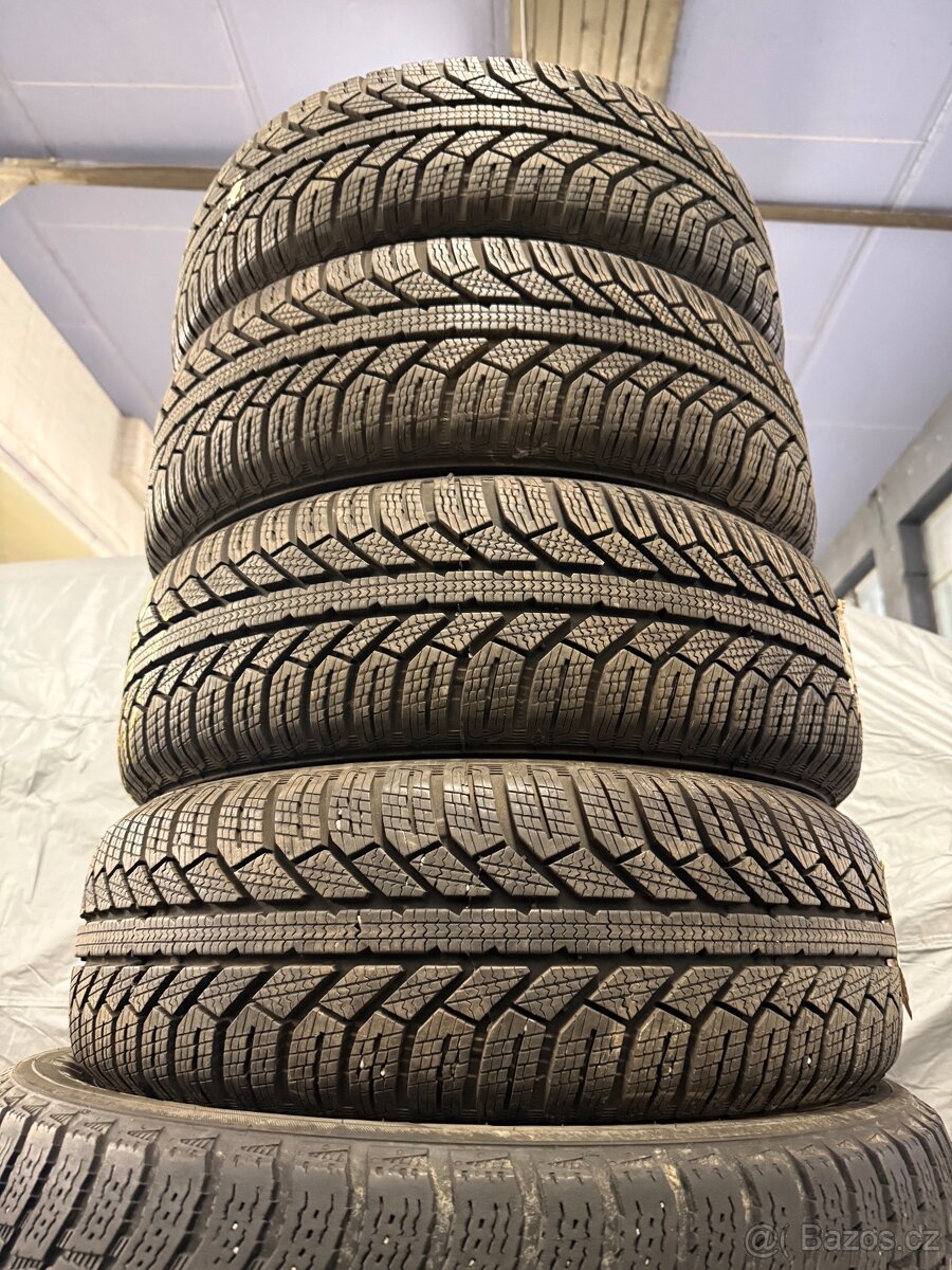 prodám zimní 235/55/18 Continental a Nokian