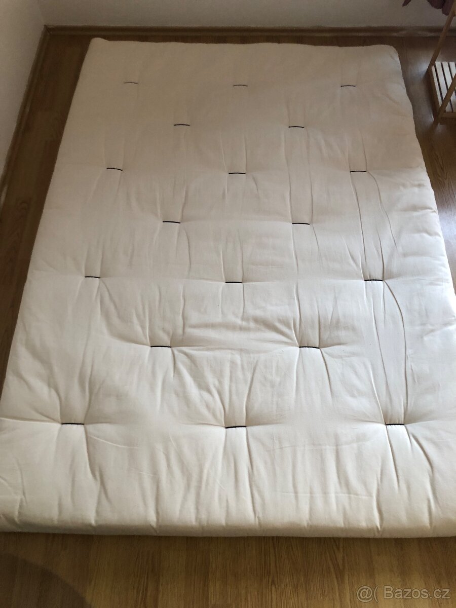 Tradiční japonský futon