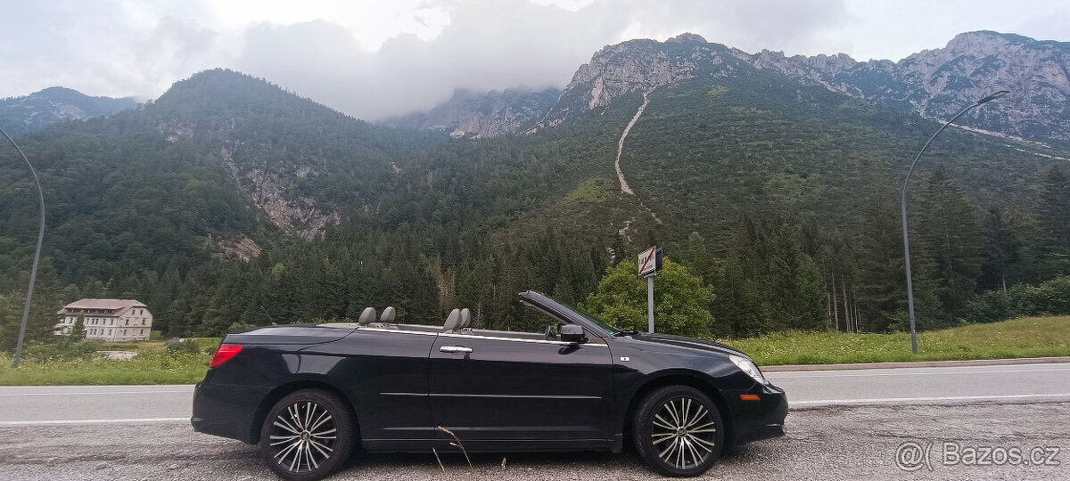 Chrysler Sebring Cabrio s pevnou střechou