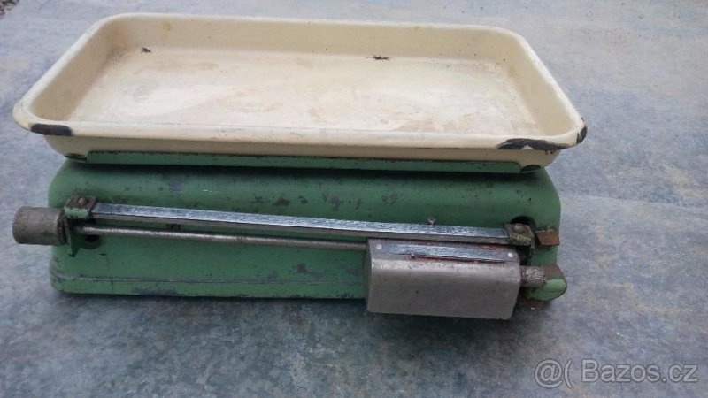 Stará orig.kuchynská váha Miras 1949 + kupecká páková váha