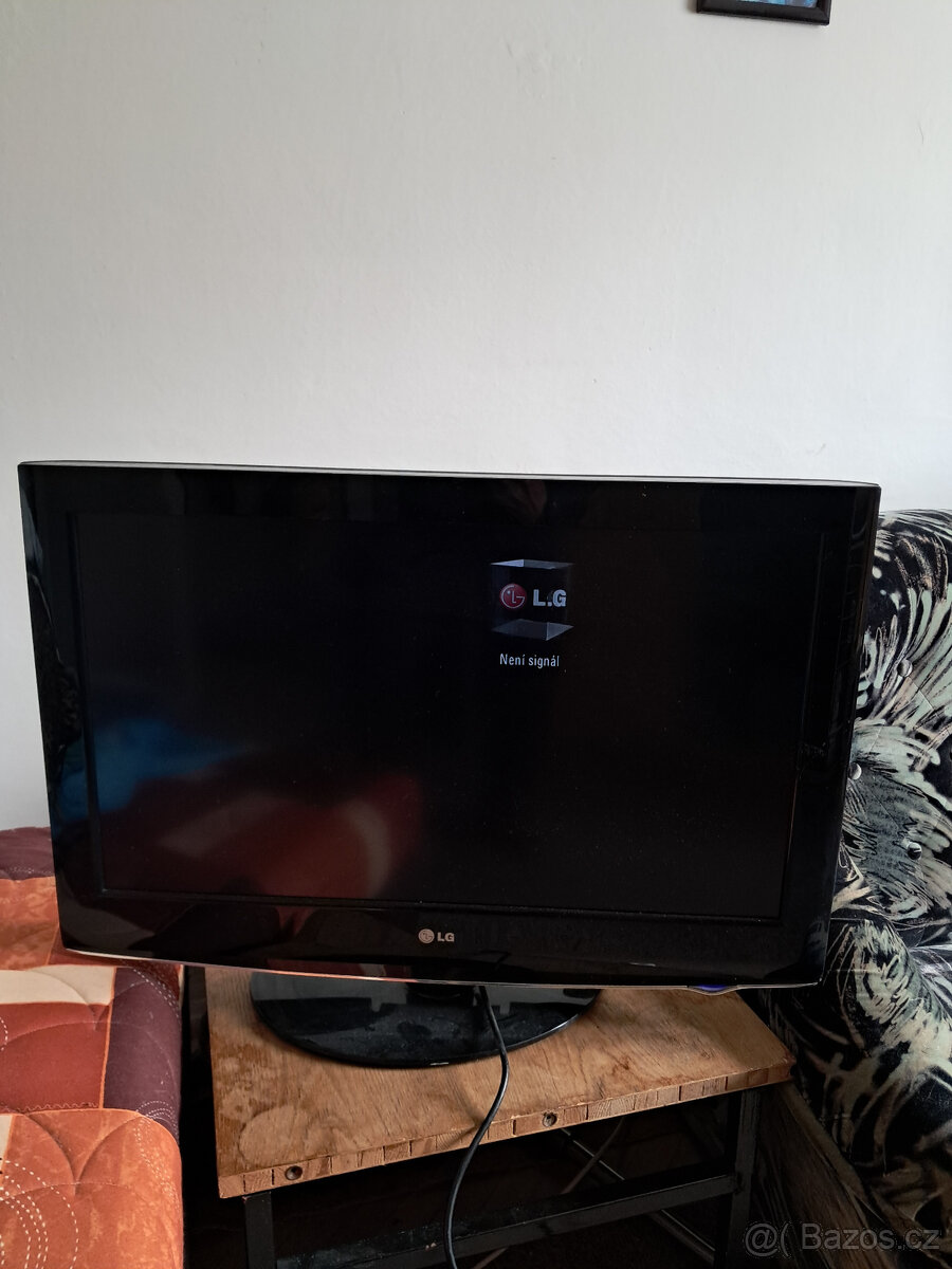 LG televize 32" (80 cm) – funkční