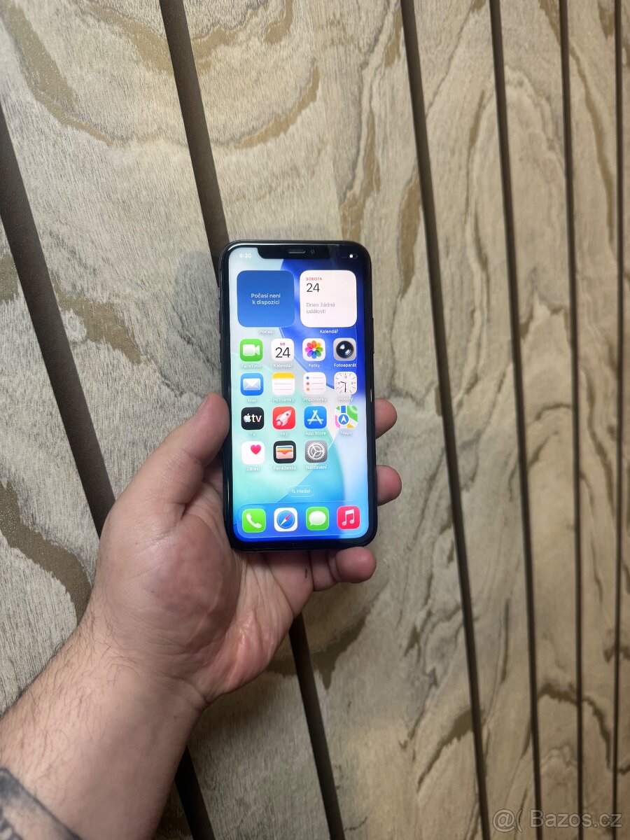 iPhone 11 Pro Top