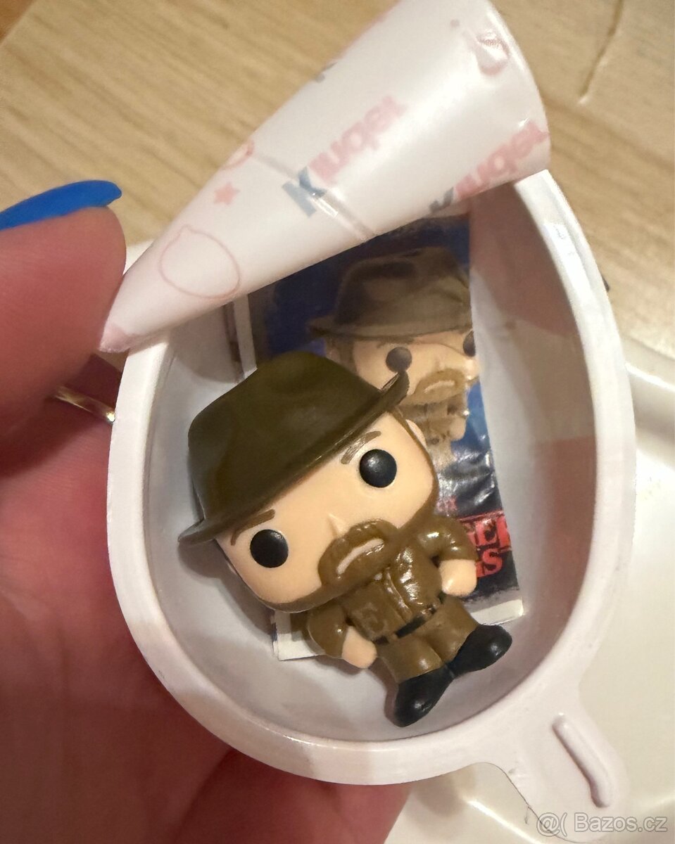 Hopper Kinder Joy Stranger Things Hopper