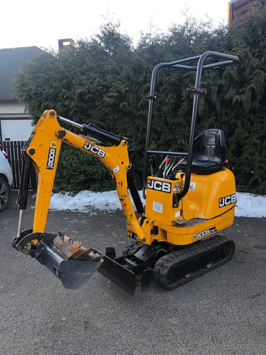 K prodeji JCB 8008 minibagr