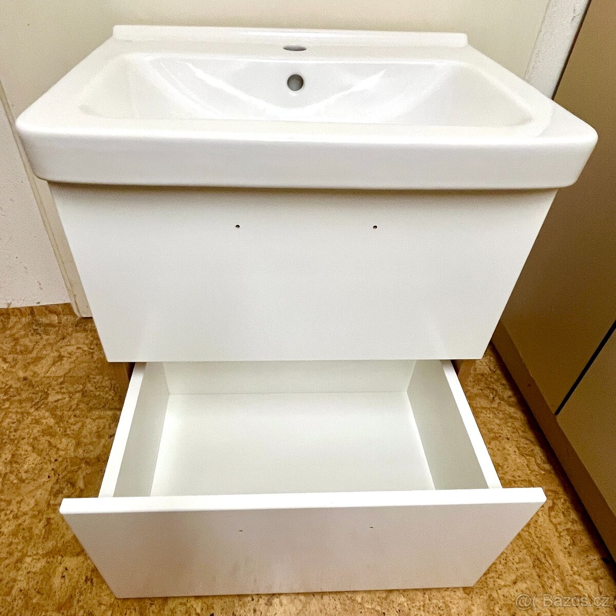 Nový koupelnový nábytek Krajcar