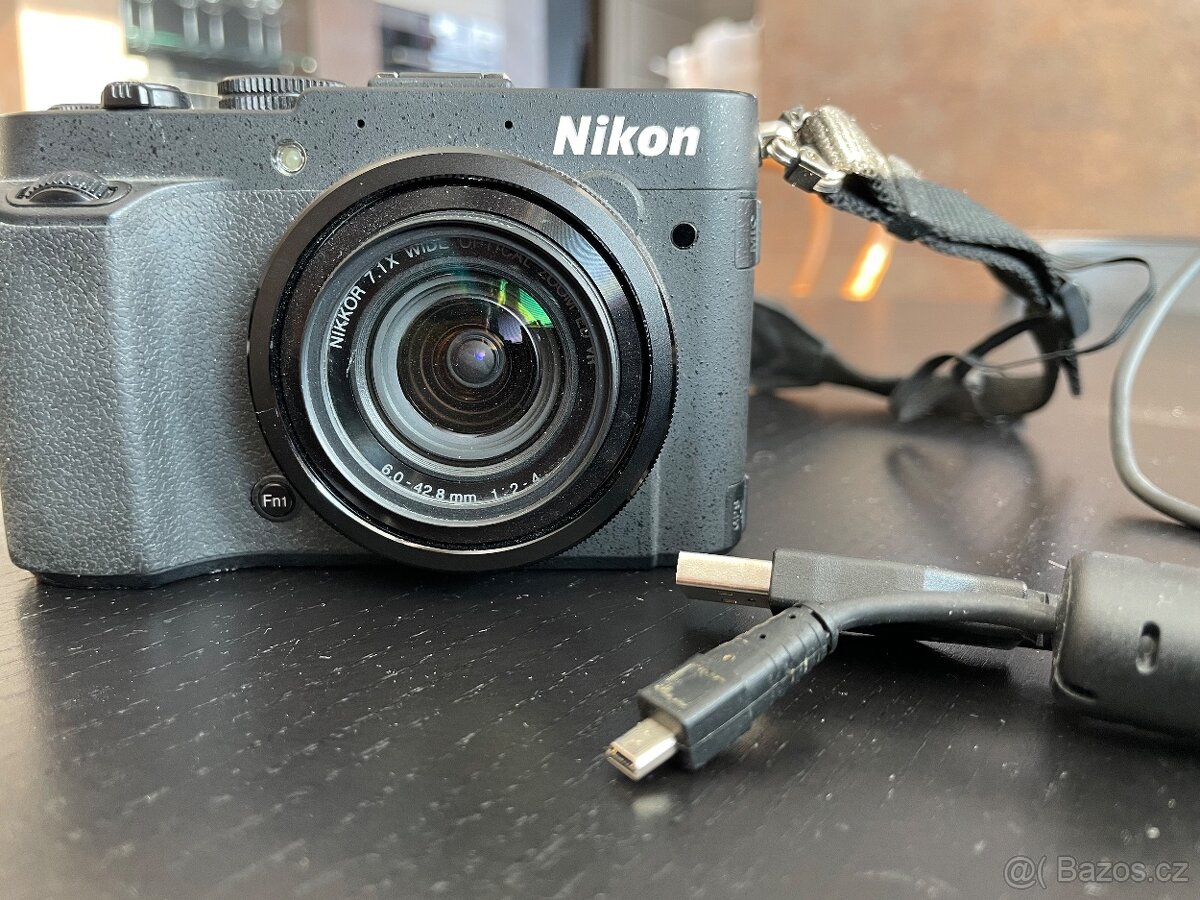 Nikon Coolpix P7700