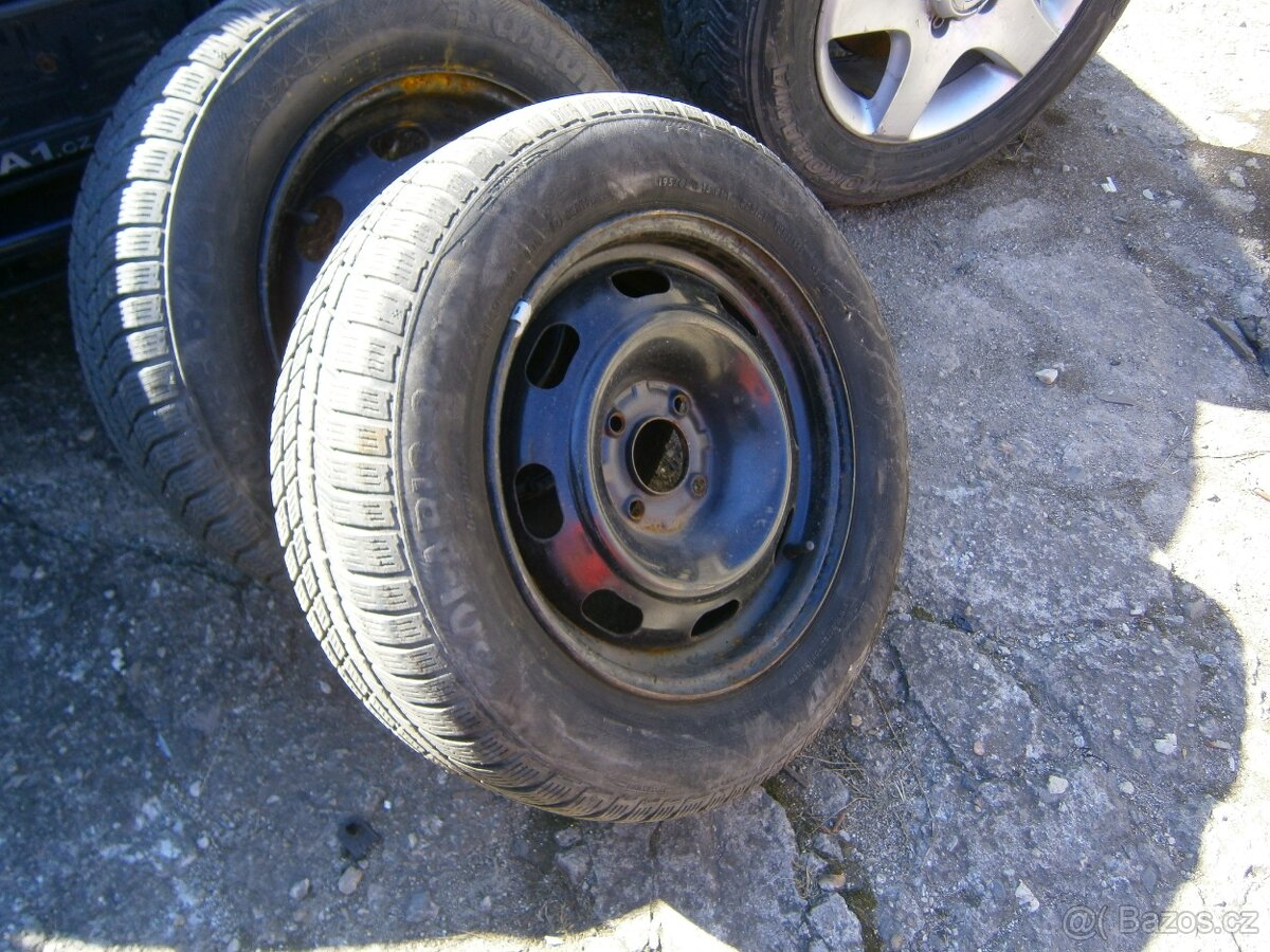 Kola, plechové disky a pneu zimní Peugeot R 15