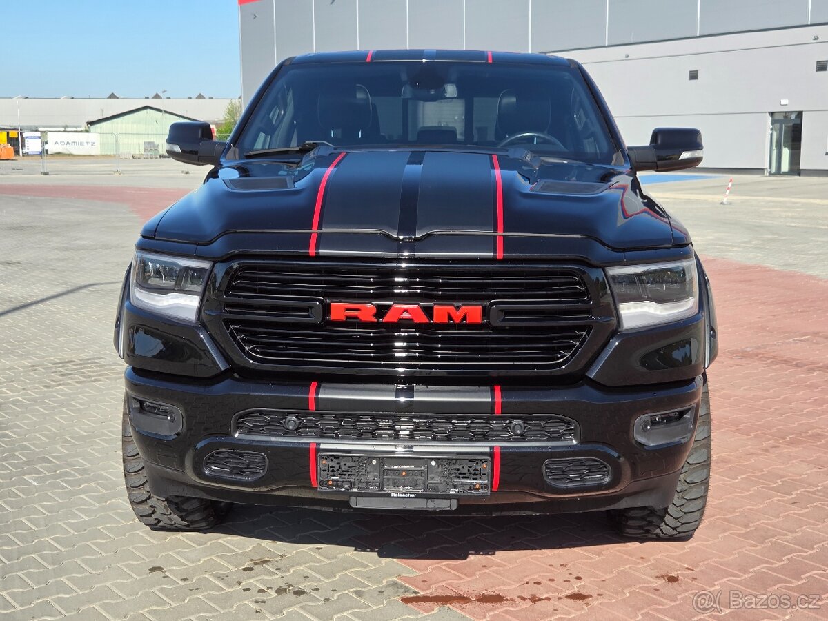 DODGE RAM V 1500 2020 5.7 HEMI 4x4 LARAMIE OFF-ROAD