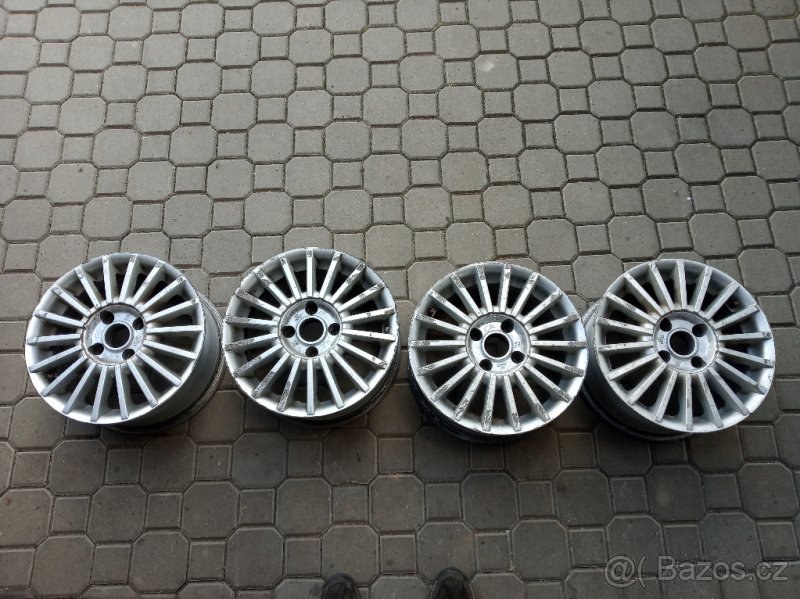 Ronal R39 7JX15 ET38 4x108 ford focus