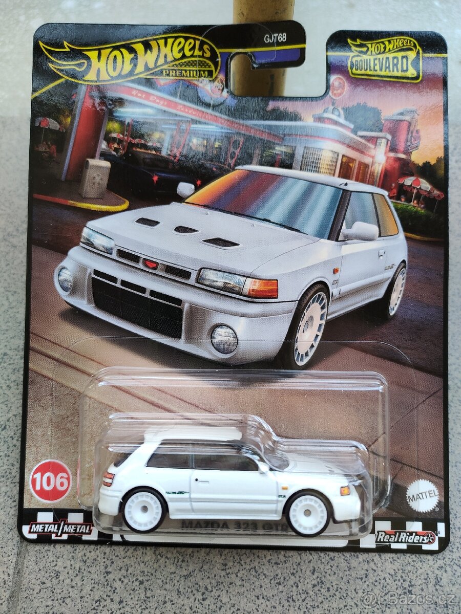 Hot Wheels Premium MAZDA 323