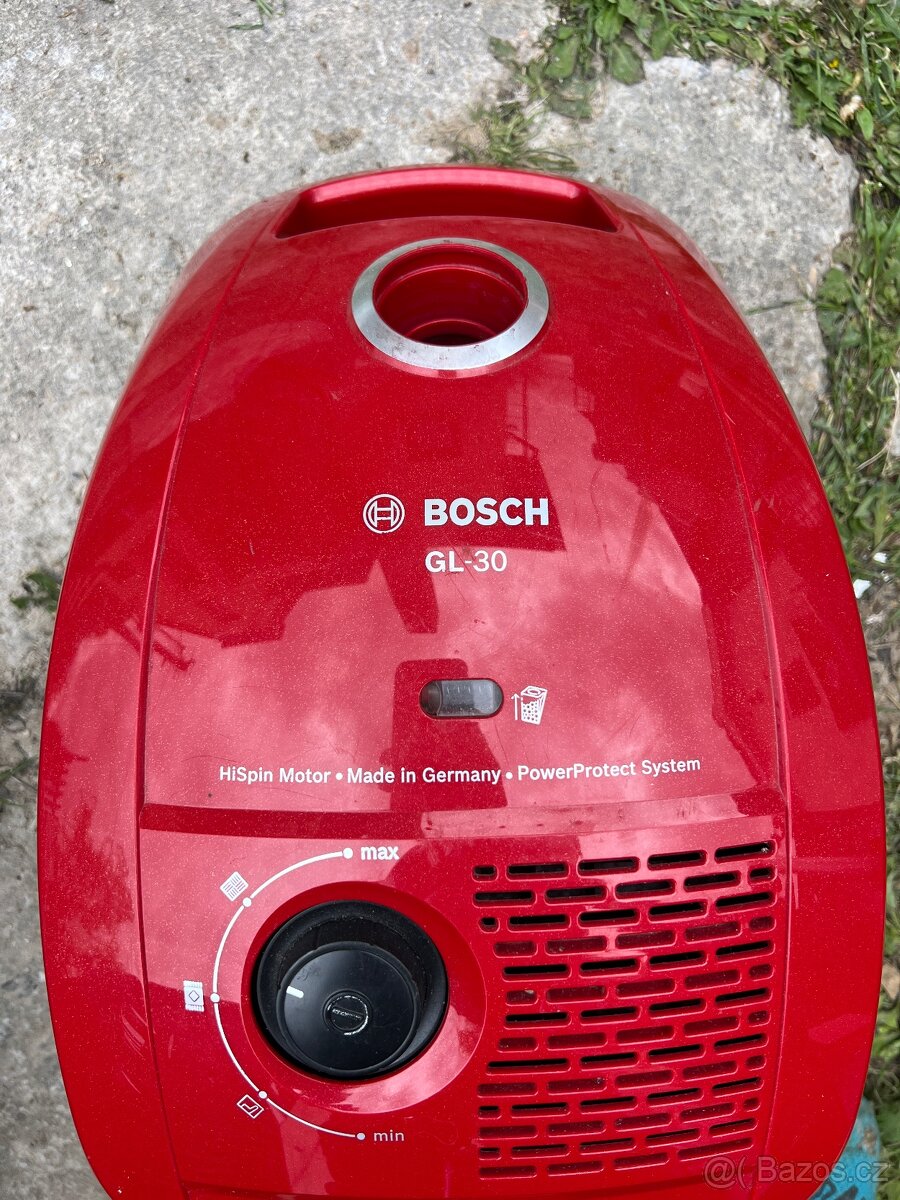 Vysavač Bosch GL-30