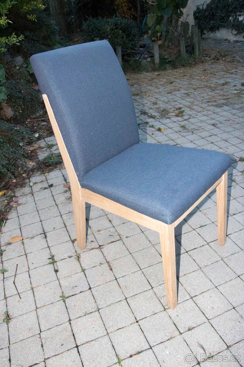 Dubové čalouněné židle