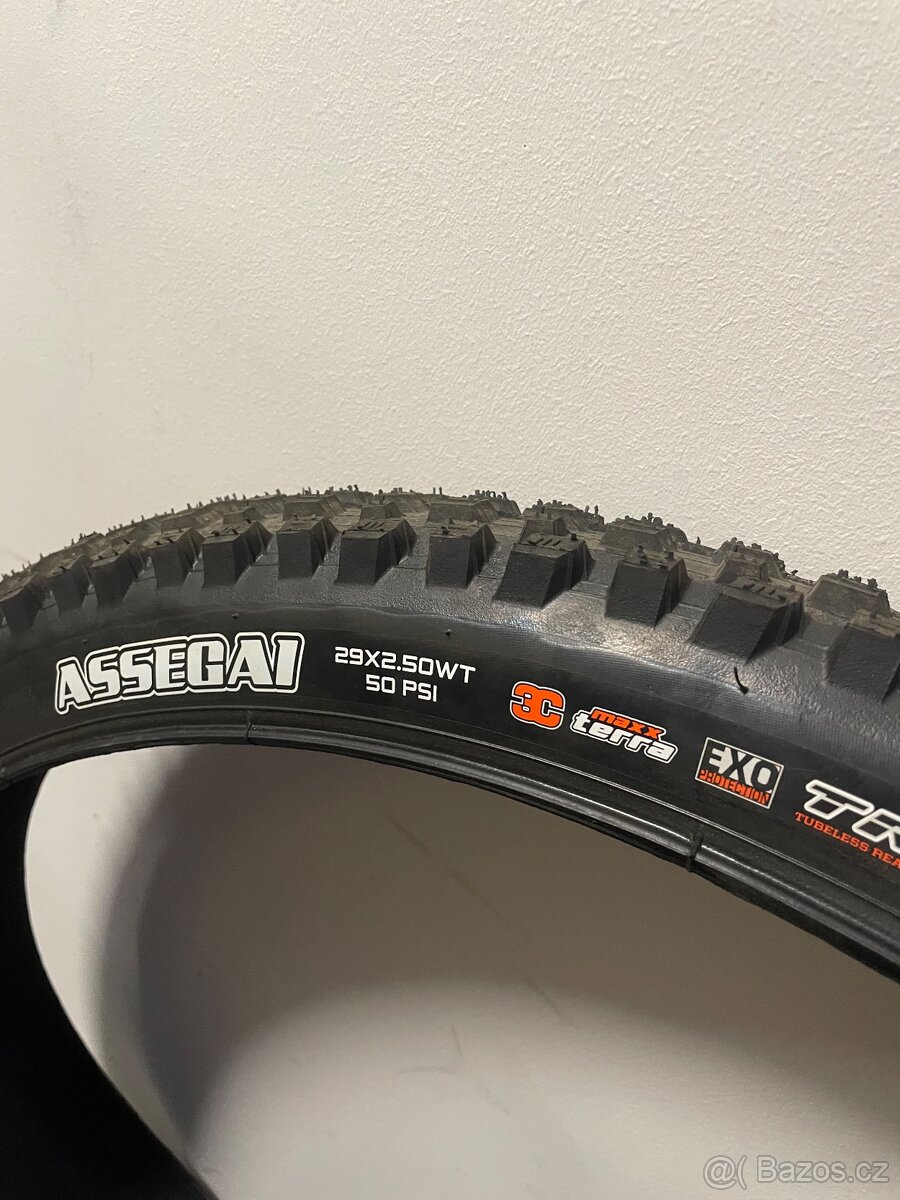 Prodám pláště MAXXIS