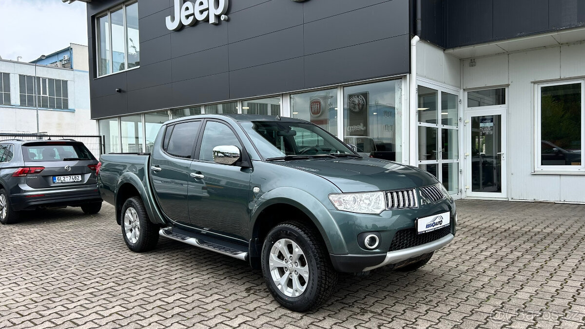 2.5DI-D  Double Cab Intense  4x4