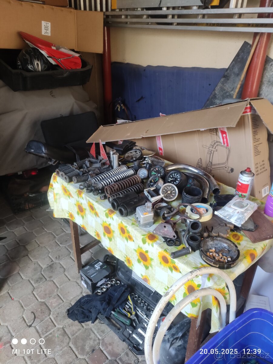 Prodám díly Jawa 350