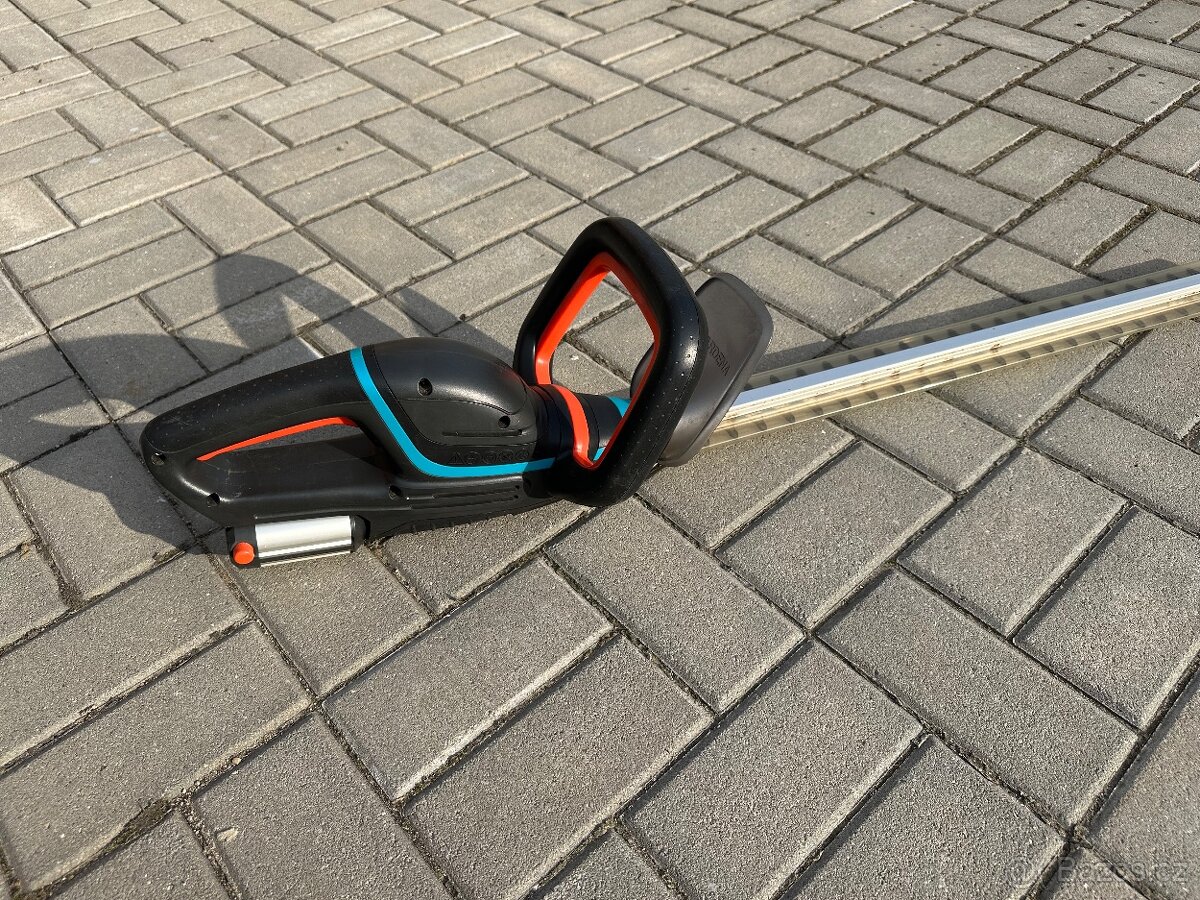 Gardena aku plotostřih