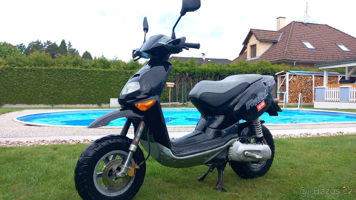 Skůtr aprilia