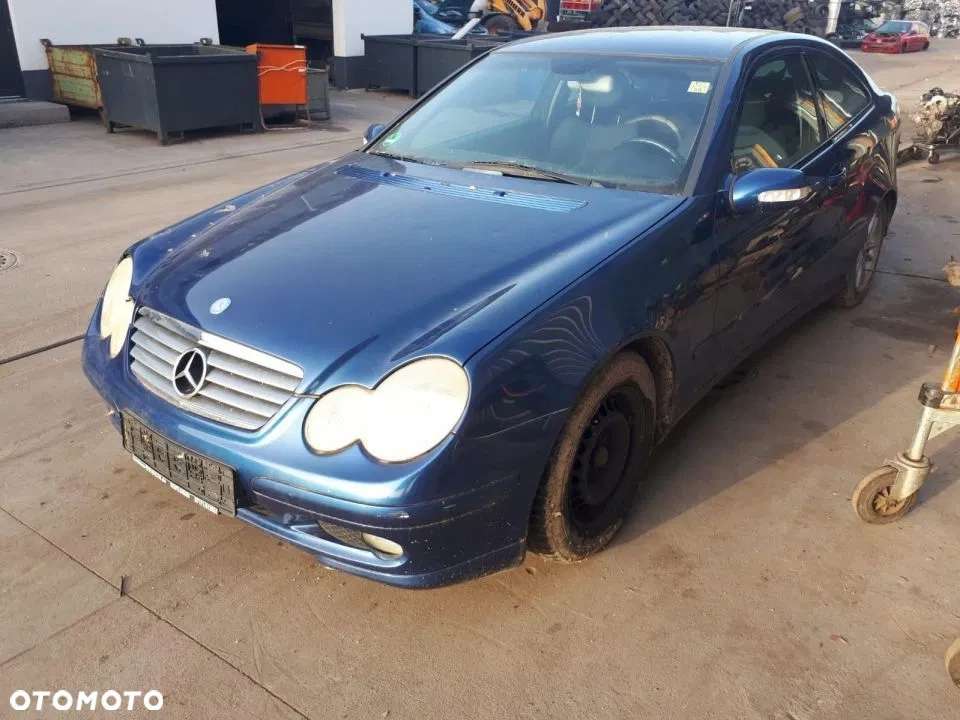 PRODÁM MERCES BENZ C COUPÉ 2.0 BENZÍN