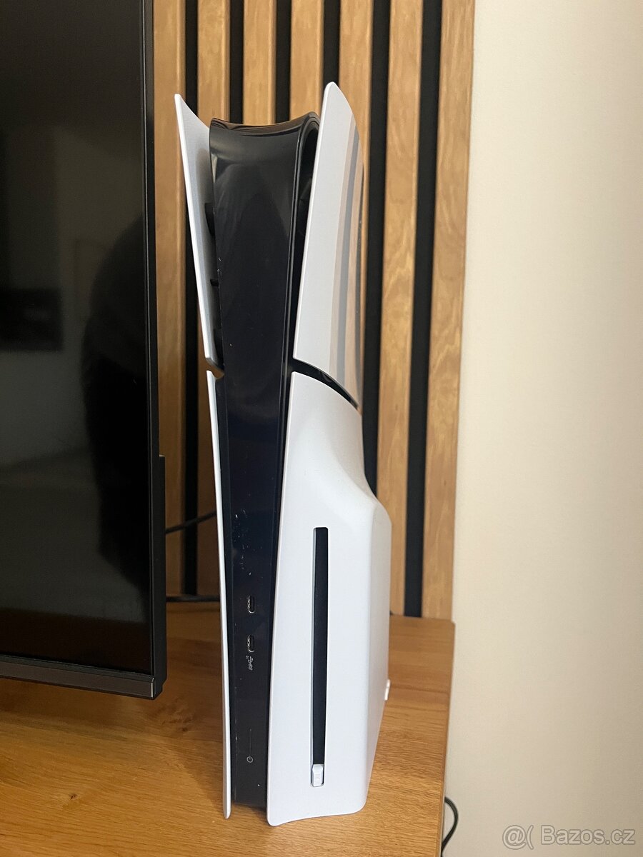 Playstation 5 Slim s mechanikou