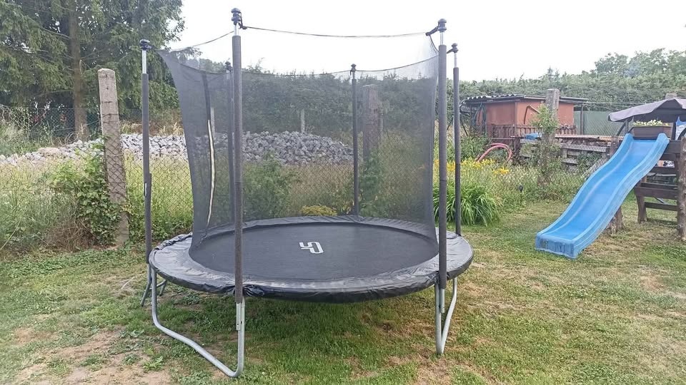 Trampolína