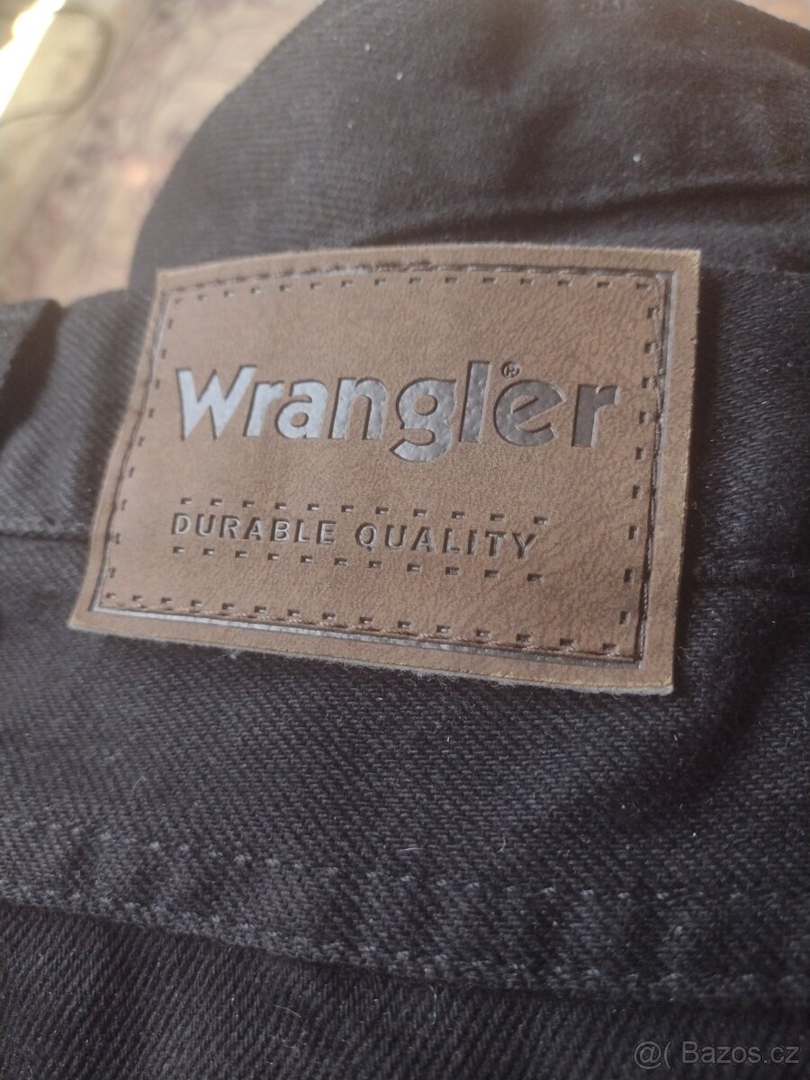 Jeansy Wrangler
