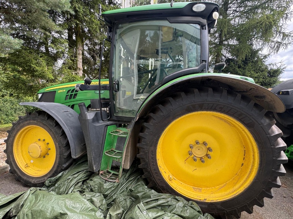 John Deere 6150R