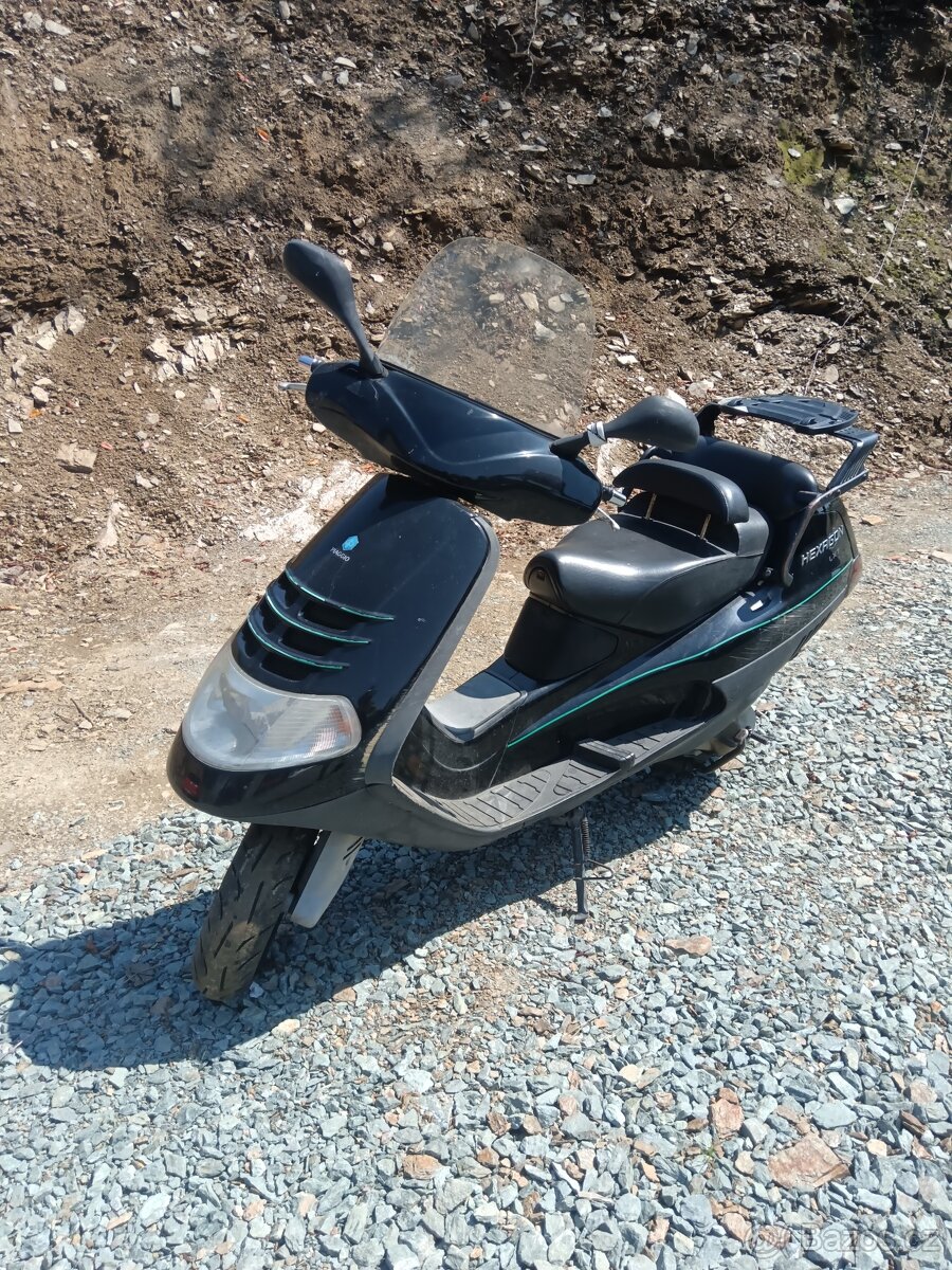 Piaggio hexagon 180 2T.