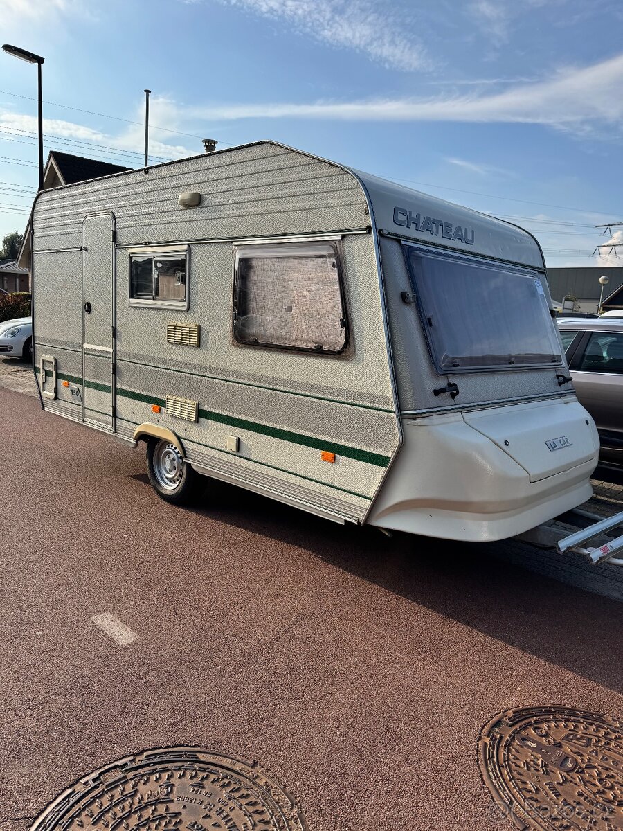 Karavan Cnateau