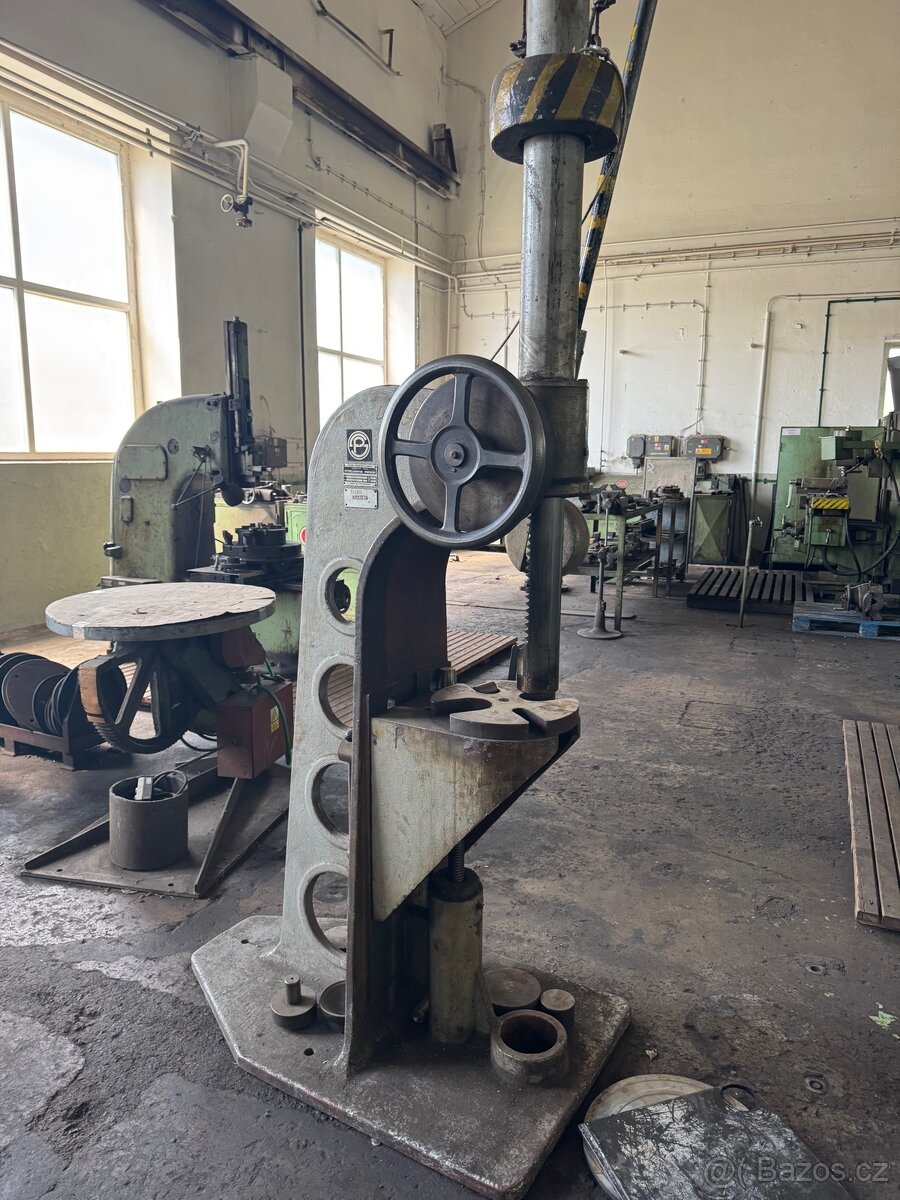 LIS LRH 3 hřebenový ruční