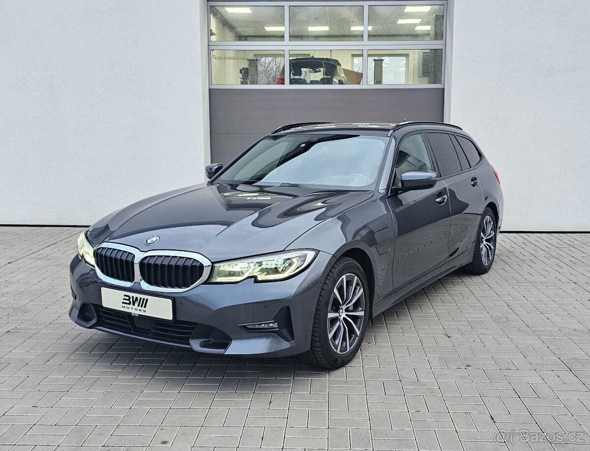 BMW Řada 3, 330e SportLine