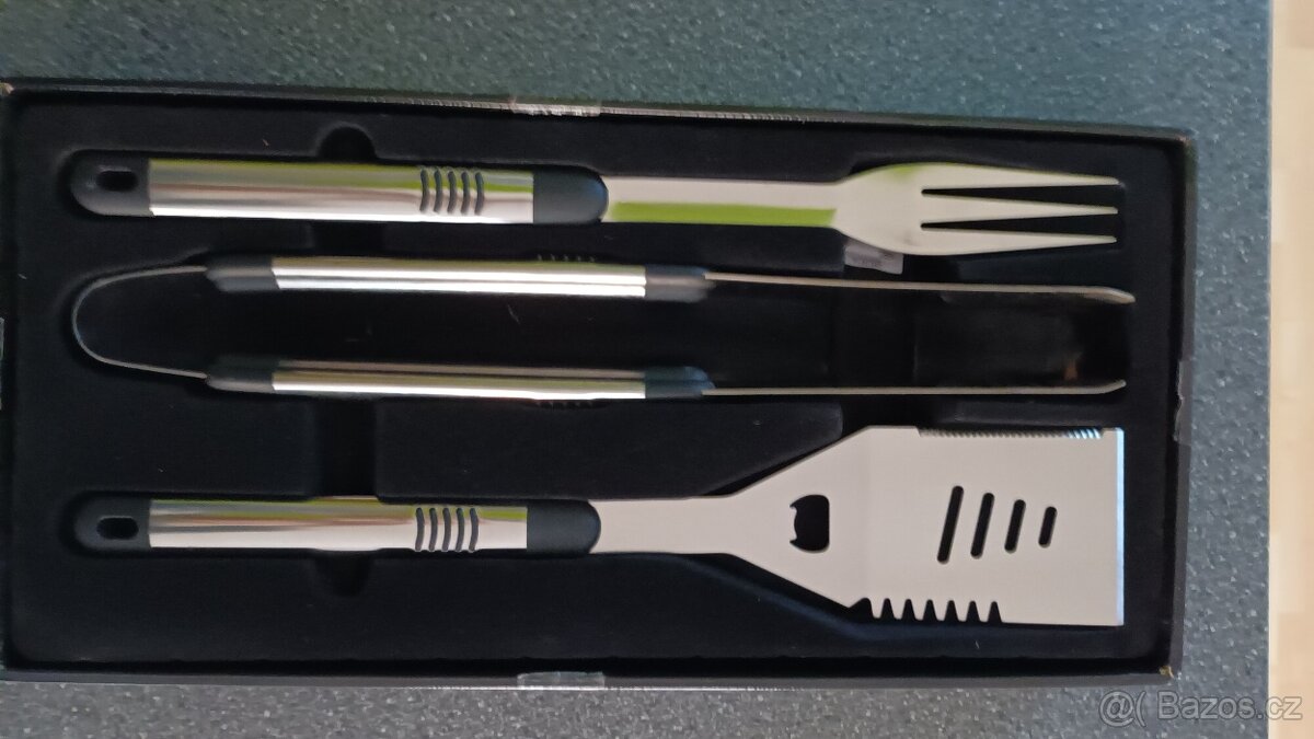 Grilovací sada nářadí + další příslušenství na grilování