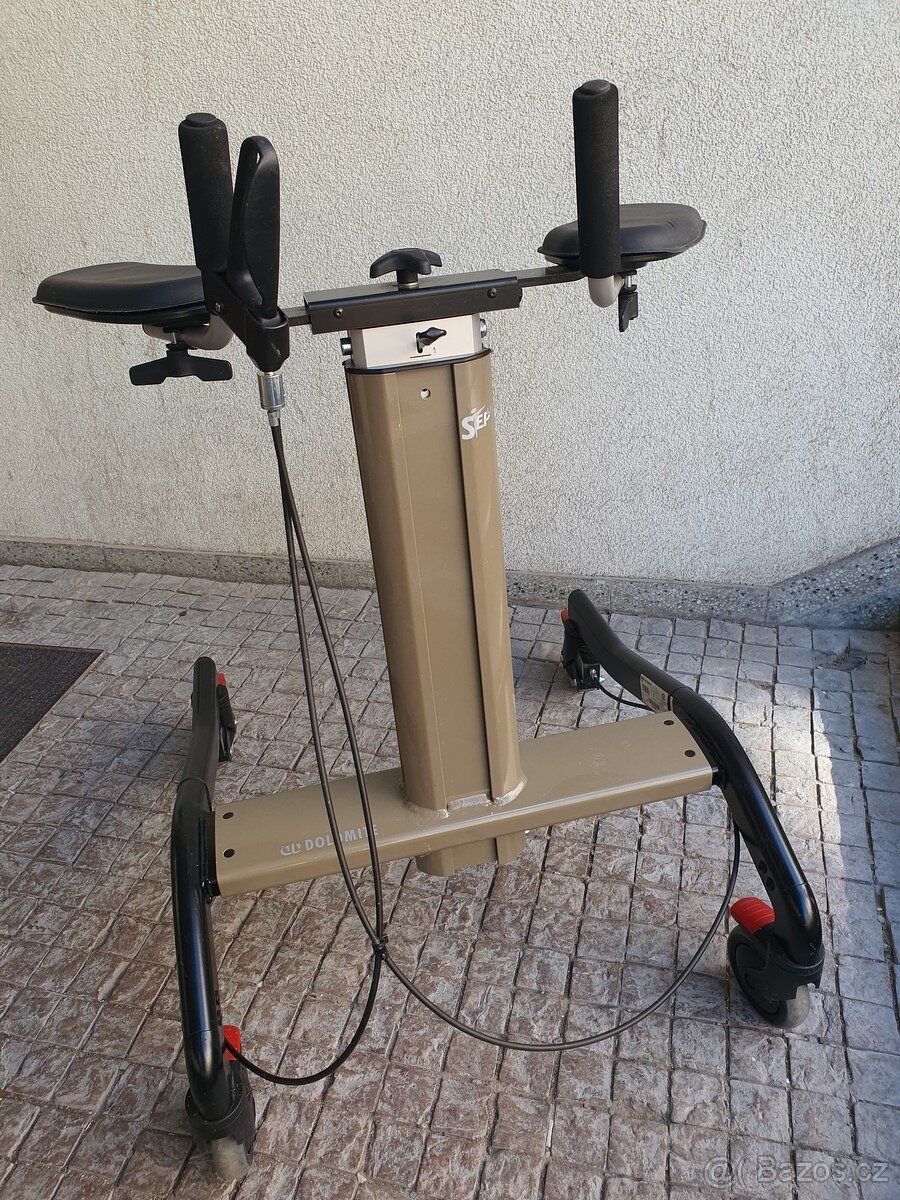 hydraulické zvedací chodítko s brzdami