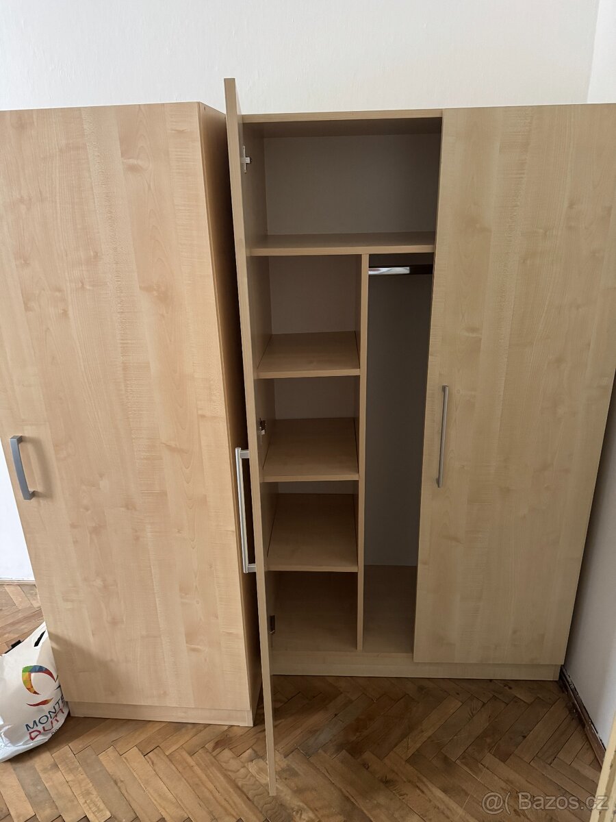 Šatní skříně - jako nové, TOP stav