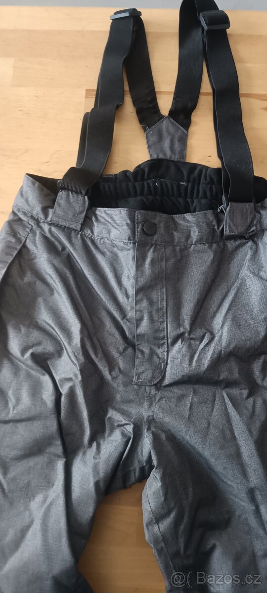 Prodám hnědo/zelené dětské lyžařské kalhoty