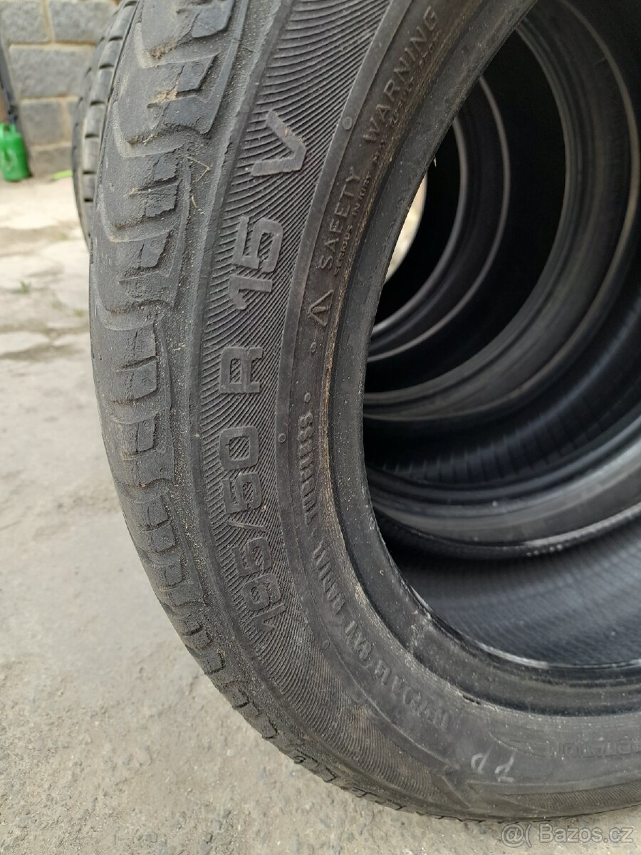 Pneu 195/ 50 /15 letní