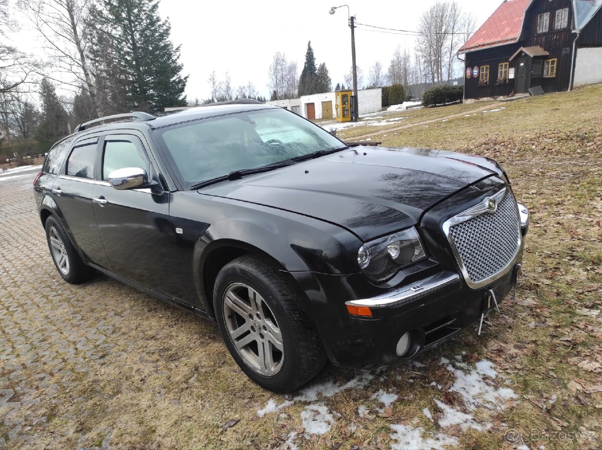 Chrysler 300C 3,5V6 183kw.rv2006