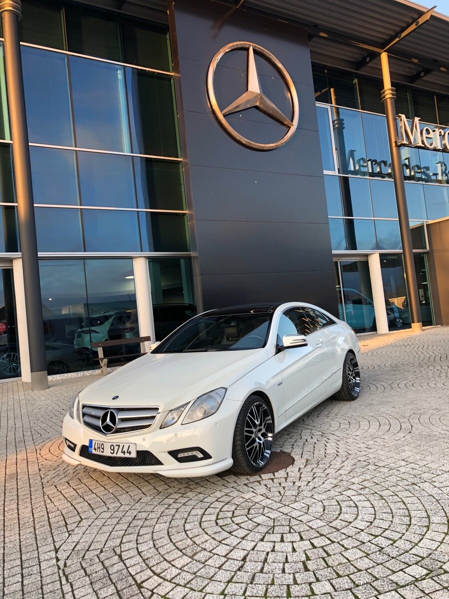 MB E350 CDI Coupe, 2011, ČR, najeto jen 149.700 km, TOP STAV