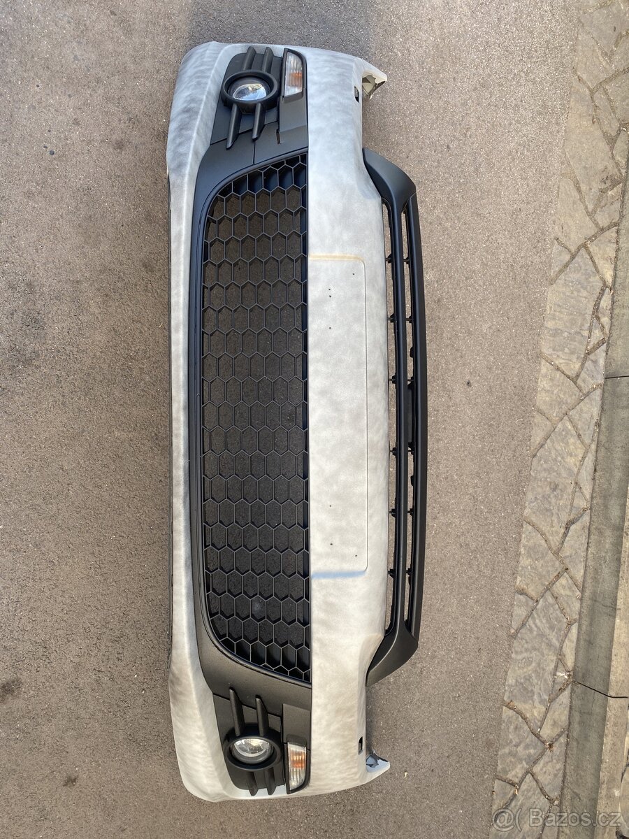 Prodám přední nárazník na VW Scirocco