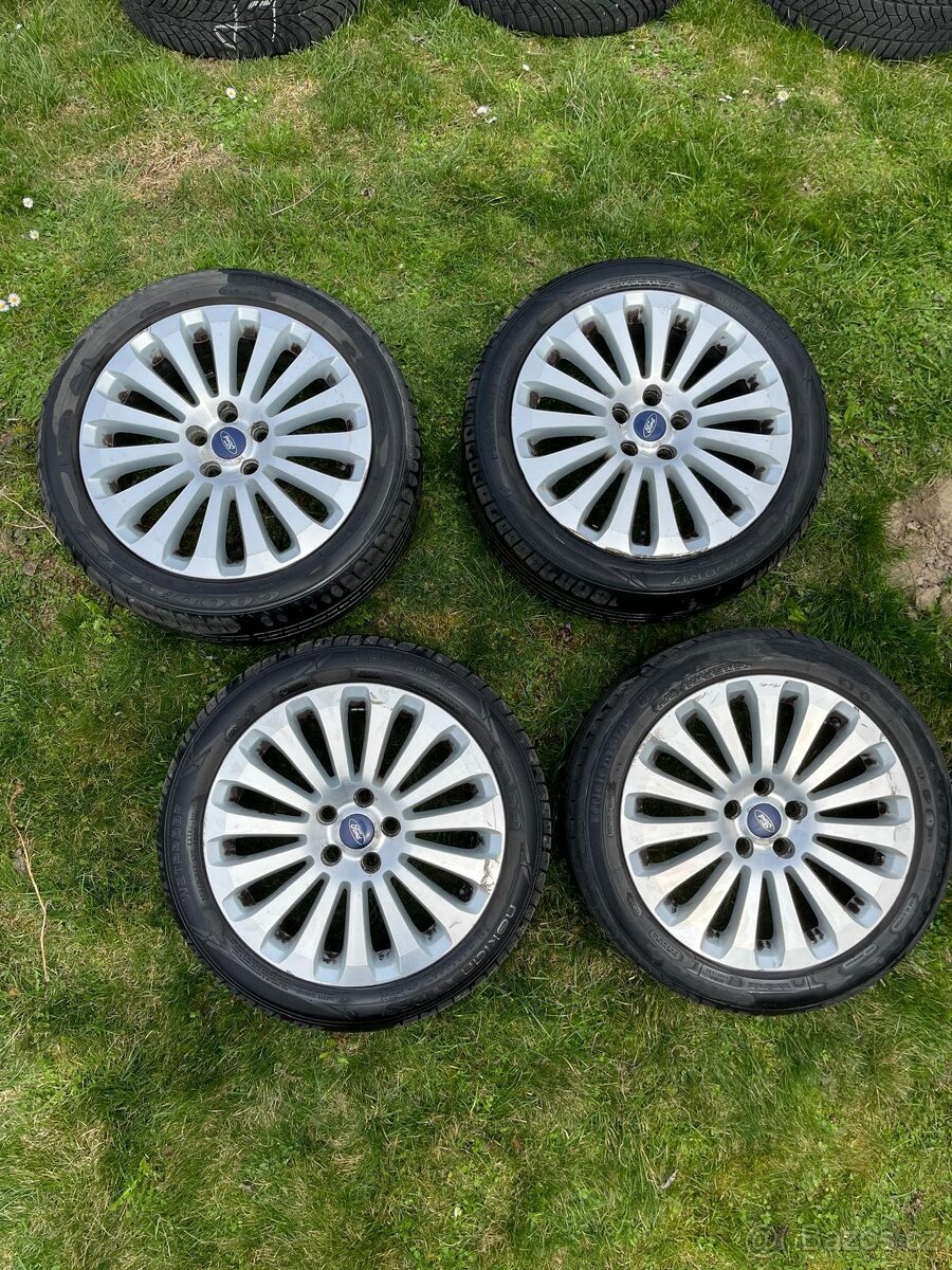 205/50/17 originální alu disky ford včetně pneu