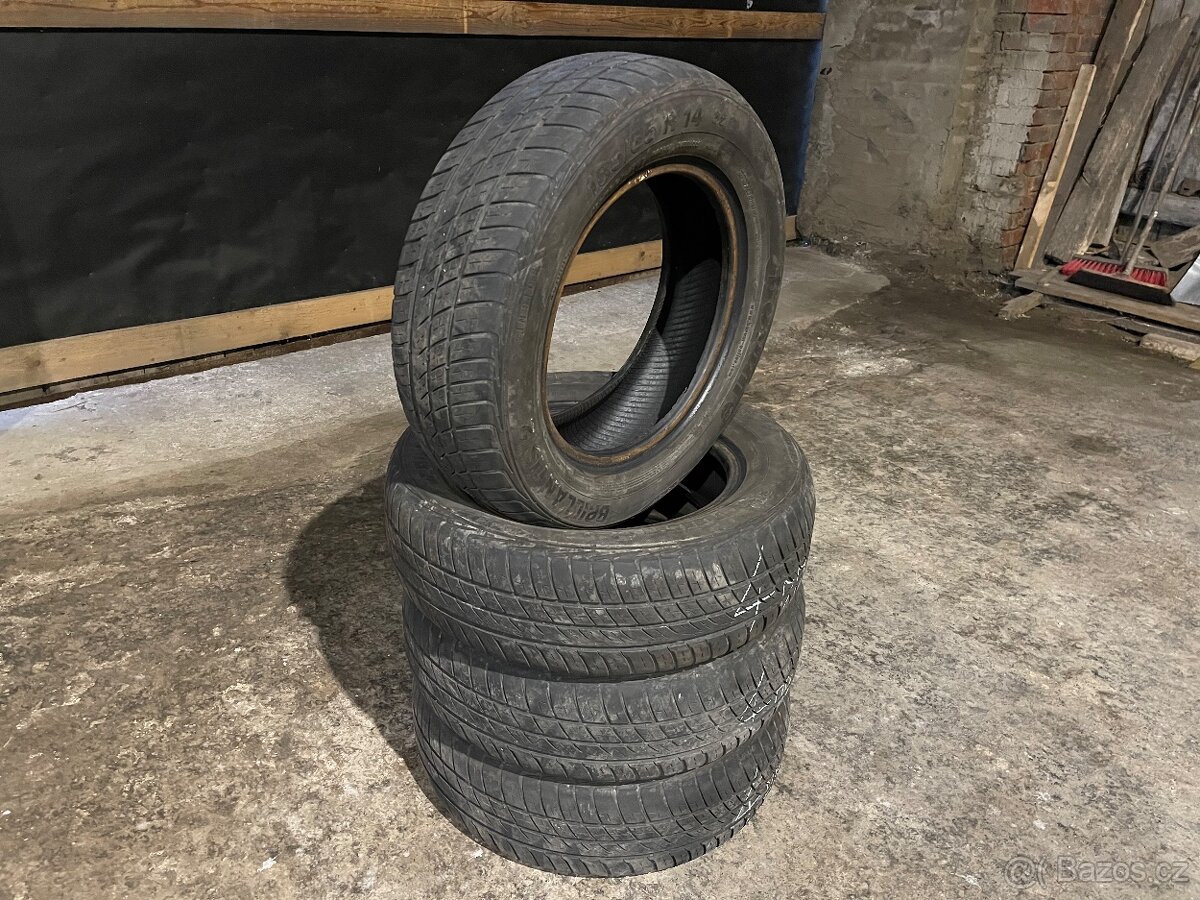 Prodám 4ks letních pneu 185/65 14”