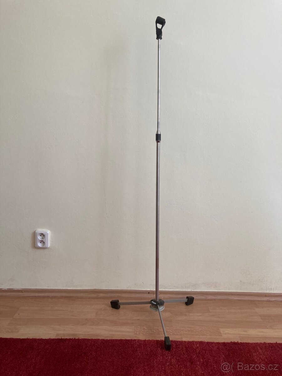 Prodám mikrofonní stojan.
